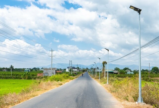 lắp đặt đèn năng lượng mặt trời lắp đặt đèn năng lượng mặt trời